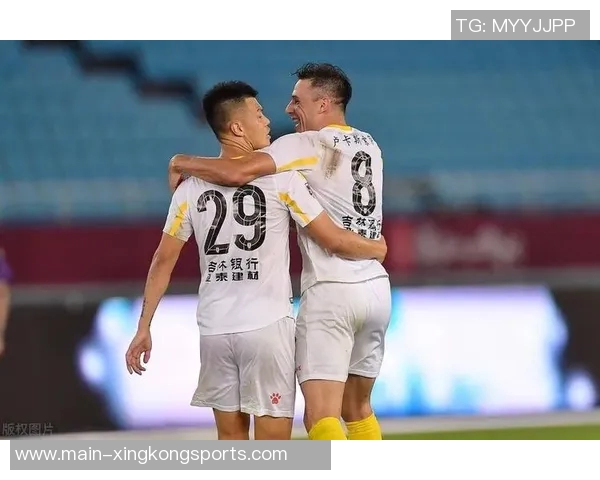 乌尊状态回暖自九月以来首次参与进球本赛季前八场已独造九球