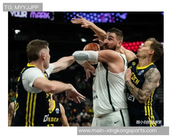 瓦兰丘纳斯半场高效表现10分8板4助力助球队争胜