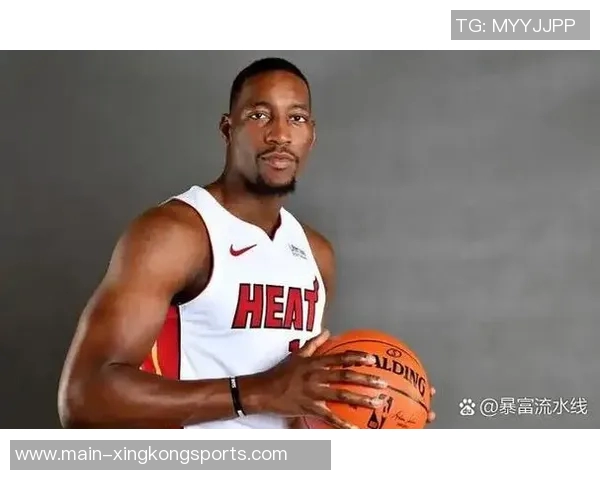 阿德巴约称韦尔闭眼也能拿双双展现攻防实力助力球队