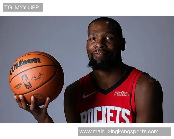 杜兰特谈半场四次犯规影响防守表现表达对限制风格的不满与反感